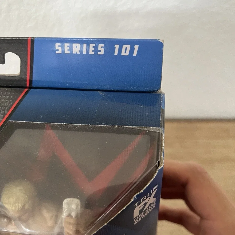 Mattel WWE Elite Collection Series 101 American Nightmare Cody Rhodes Box Damage